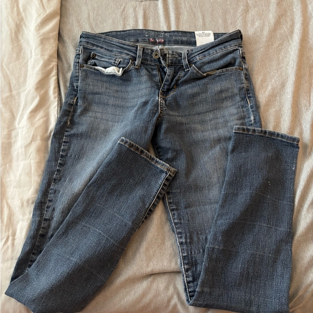Levi's Women's Dark Blue Straight Leg Jeans